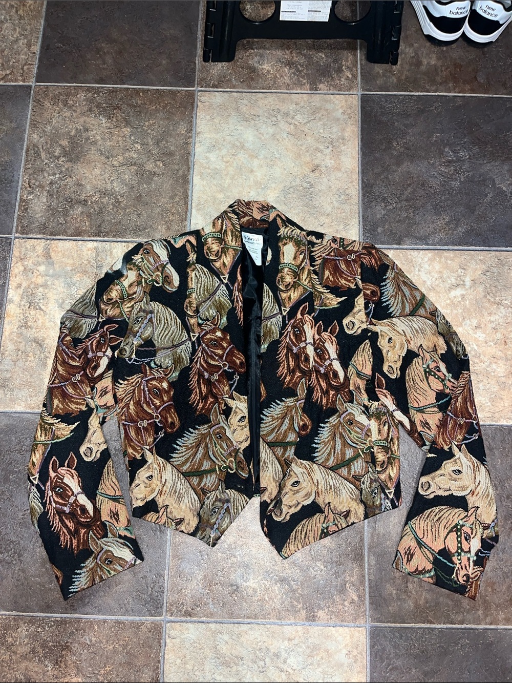 Vintage Serra Women's Black Horse Print Cropped Blazer
